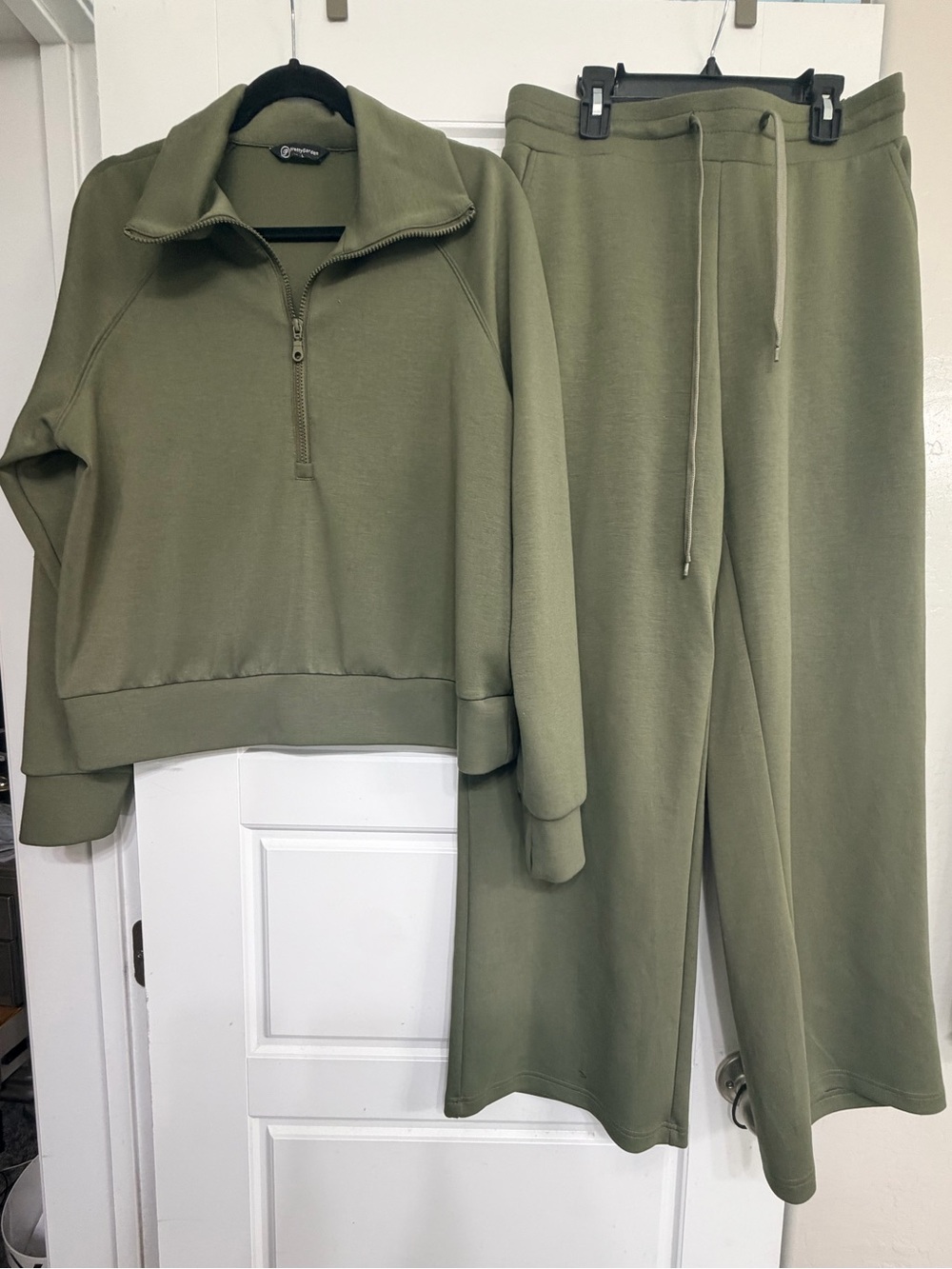 Olive Wide-Leg Drawstring Set- Women's Comfortable Wide Leg